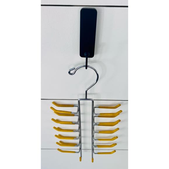 Hanging Metal & Rubber Necktie & Belt Organizer Rack - Picture 2 of 6